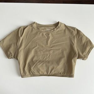 SKIMS Fits Everybody Super Cropped Tshirt Size Small Color Khaki